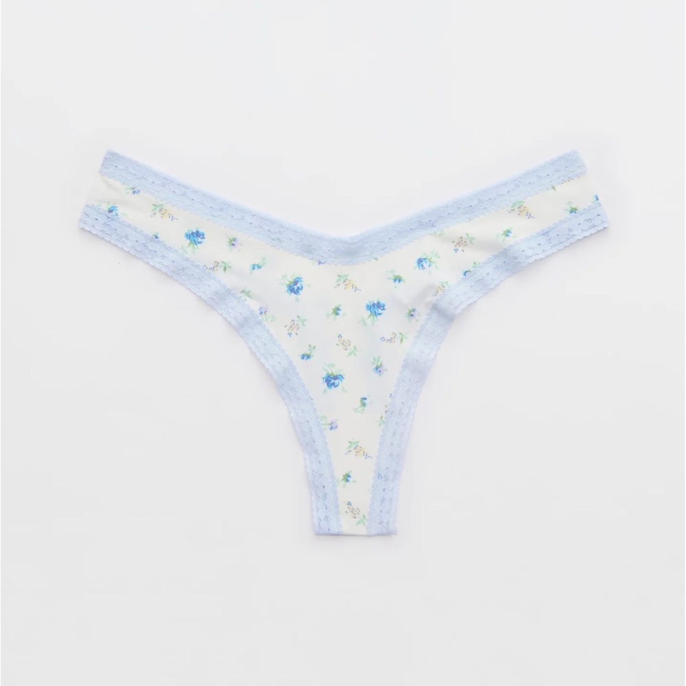 NWT (never opened!) SMOOTHEZ Microfiber Lace Thing Underwear